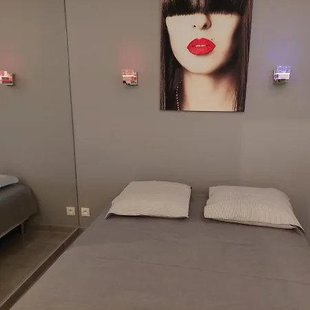 شقة Heliopolis Naturiste آجد